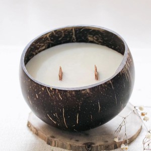 Velas naturales en recipientes de coco al precio más bajo, recuerdos para baby shower en venta. - Product Image 2
