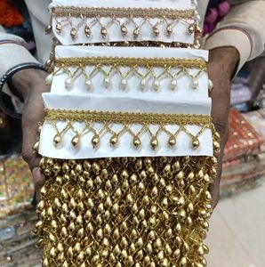 Encaje de pestañas bordado con perlas francesas y borde de cuentas de 4 cm - Product Image 1