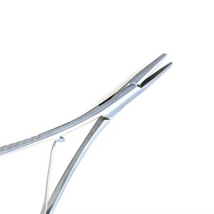 Portaagujas Mathieu de 140 mm 19-300-140, Instrumento Quirúrgico Manual Reutilizable de Acero Inoxidable para Sutura de Precisión, Hermann Meditech - Product Image 5