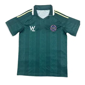 Maillot de football rétro vintage - Product Image 1