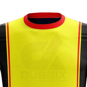 Uniforme de Fútbol Profesional Personalizado, Camiseta y Pantalones Cortos, Color Sólido, Verano, 100% Poliéster, Secado Rápido, Transpirable - Product Image 3