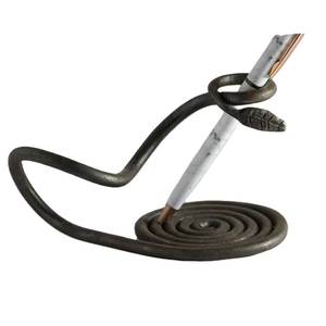 Organizador de Escritorio de Metal Plateado Antiguo con Diseño de Corazón y Aspecto Elegante, Perfecto para Guardar Lápices y Bolígrafos en tu Escritorio - Product Image 6