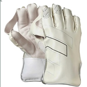 Gants de gardien de but de cricket personnalisés, légers, en cuir PU, avec une adhérence accrue, respirants, durables, protection des doigts - Product Image 1