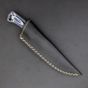 Cuchillo de Caza de Acero de Damasco con Punta Caída, Mango de Resina, para Camping y Bushcraft, OEM/ODM, Garantía de 3 Años, Venta al por Mayor - Product Image 4
