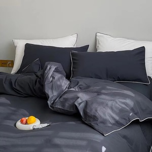 Ensemble de couette gris foncé moderne, uni, avec passepoil blanc, ensemble de literie solide pour la maison - Product Image 1