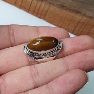 แหวนหินตาเสือธรรมชาติ ทำมือ เงินแท้ 925 แหวนพลอยสำหรับเธอ - Product Image 4