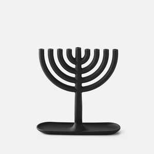 Menorah de aluminio dorado a precio económico para iluminación decorativa de mesa en casas y villas, portavelas de Hanukkah. - Product Image 4