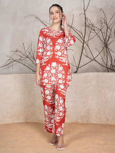 Women's Red <b>White</b> Floral Printed V-Neck Cotton <b>Top</b> Casual Spring Summer Wear Floral Damask Printed Tunic Trousers Co-Ords Set - Product Image 3