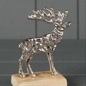 Centre de table de Noël en métal de qualité supérieure, conçu pour une décoration intérieure haut de gamme et un style saisonnier - Product Image 1