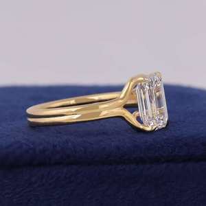 14K Yellow Gold IGI Certified Lab Grown CVD Emerald Cut 2CT <b>Diamond</b> <b>Ring</b> VS1 F Color Womens Fine Jewelry OEM ODM Luxury - Product Image 2