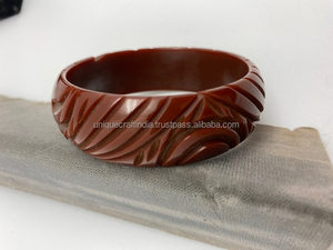 Brazaletes de resina con curvas onduladas verdes para mujer, accesorios únicos con estilo, diseño de patrón artístico, bodas, otros con perlas - Product Image 4