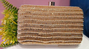 Nouvel arrivage Superbe pochette de soirée en satin multicolore à imprimé floral gaufré fait à la main pour femmes Sac à main avec chaîne en métal perlé - Product Image 4