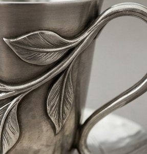 Ensemble tasse à thé et soucoupe en acier inoxydable avec poignée, tasse à café en métal à motif de feuilles en relief - Product Image 3