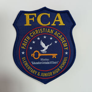 Parches Tejidos Duraderos con Diseños de Flores, Alfabeto y Corazones, Ecológicos, con Logotipo Personalizado a Color para Gorras, Pedidos al por Mayor, Económicos - Product Image 2