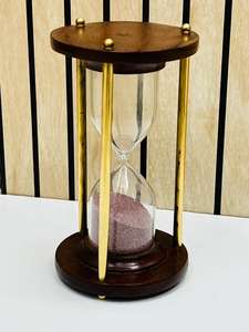 นาฬิกาทรายไม้ขนาด 6.5 นิ้ว พร้อมทรายสีชมพู |   นาฬิกาทรายตกแต่งโต๊ะงานวันเกิดลายกากบาทสไตล์เรียบง่าย - Product Image 2