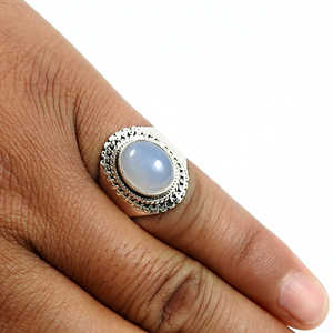 Bijoux vintage faits à la main en gros, avec pierre précieuse en calcédoine, bagues sur mesure de forme ovale, style bohème - Product Image 3