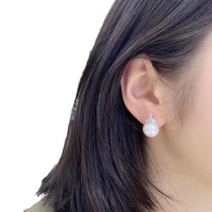 Boucles d'oreilles en argent sterling 925 avec œil de cheval, diamant moissanite, trèfle à quatre feuilles, avec perles naturelles rondes de 11 à 12 mm légèrement imparfaites - Product Image 4