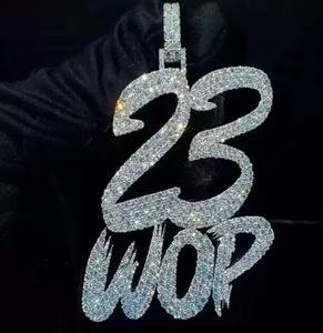 Colgante Personalizable con Iniciales de Plata 925, Chapado en Plata, con Diamante Moissanita de 3.30Ct, Joyería de Plata Esterlina 925 para Fiestas - Product Image 1