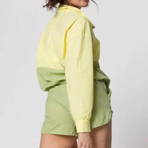 Conjunto de Chaqueta Cortavientos y Pantalones Cortos de 2 Piezas para Mujer, Personalizado, Sólido, Transpirable, Impermeable, con Cierre de Cremallera, Estilo Urbano, Superventas - Product Image 4