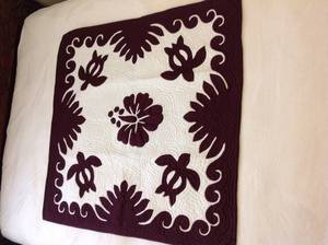 Luxury Stylish Handmade Deep <b>Plum</b> Sea Turtle & Hibiscus Hawaiian Quilt Hot Sale Wholesale 100% Cotton Home <b>Bedding</b> Decor Quilt - Product Image 6