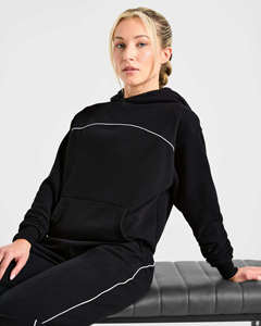 Conjunto Deportivo para Mujer, Sudadera con Capucha Negra Extra Grande con Detalles en Contraste, Conjunto Atlético Informal a Juego - Product Image 1