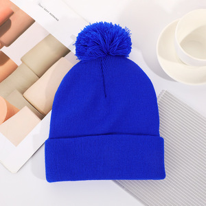Bonnet en tricot unisexe en acrylique avec pompon, bord côtelé, chaud pour l'hiver, couleur unie pour adultes - Product Image 4