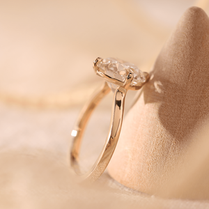 แหวนหมั้นเพชรเม็ดเดี่ยวทรงกลมเจียระไนแบบบริลเลียนท์ 3 กะรัต ทองคำขาว 18K หรูหรา สำหรับผู้หญิง ได้รับการรับรองจาก IGI - Product Image 2