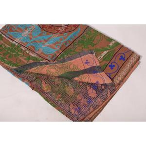 ผ้าห่มปักลายคันธาซูซานี ลาวินาส วินเทจ ทำมือ 100% ผ้าฝ้ายลายดอกไม้สไตล์โบโฮ ผ้าคลุมเตียงอินเดีย ผ้าห่มอินเดีย เป็นมิตรกับสิ่งแวดล้อม - Product Image 6