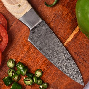 Coffrets de couteaux de chef de qualité supérieure, en acier Damas fait main, avec manche en bois Pukka, cadeau pour les chefs. - Product Image 5