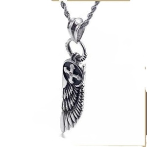 À la mode 925 argent sterling plaqué bijoux Vin Diesel inspiré aile collier plume pendentif hommes en laiton massif 18k or vermeil