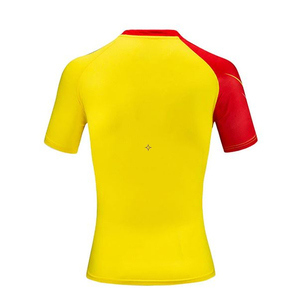 Camiseta Deportiva de Manga Corta para Hombre, Impresión por Sublimación, Secado Rápido, Poliéster/Algodón, Cuello en V, Ecológica, Corte Regular - Product Image 2