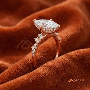แหวนโรแมนติกโรสโกลด์ 14K ทรงมาร์คีส์ |   แหวนแต่งงานสไตล์โบโฮชิคแบบอสมมาตรประดับเพชรหลากเม็ดสีชมพูทองสำหรับวันครบรอบ - Product Image 2