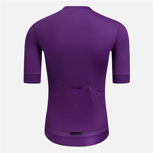 Combinaison légère de haute qualité, idéale pour une utilisation en extérieur et un confort décontracté lors du cyclisme. - Product Image 4