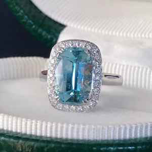 แหวนจี้อะความารีนซานต้ามาเรียธรรมชาติทรงพิเศษ งานแฮนด์เมด เครื่องประดับสั่งทำคุณภาพสูง ของขวัญสำหรับงานหมั้นและงานแต่งงาน - Product Image 4