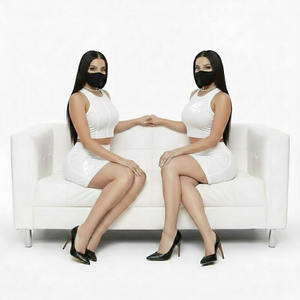 Conjunto de faldas personalizadas OEM estilo 2024 para mujer, top corto con capucha y estampado de logotipo informal, conjunto de faldas con capucha para invierno. - Product Image 2