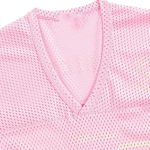 เสื้อฟุตบอลตาข่ายคอวีทรงโอเวอร์ไซส์สไตล์เรโทรสำหรับผู้ชายและผู้หญิง  รับสกรีนโลโก้ พิมพ์ลายดิจิตอล หมายเลขและชื่อ - Product Image 3