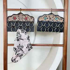 Nouveau porte-écharpe et porte-mouchoirs en cuir véritable de qualité supérieure, fait à la main, avec un support mural en métal rustique de style western, à motifs floraux - Product Image 5