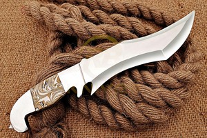 Couteau Bowie OEM de chasse, de survie et tactique à lame fixe, en bois, entièrement forgé, personnalisable, fait main, de qualité supérieure, pour le camping et le bushcraft en extérieur - Product Image 3