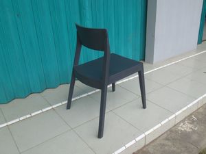 Silla de Comedor Moderna de Madera de Caoba Sólida, Duradera, No Plegable, Acabado Gris, Sin Tapicería, Muebles para el Hogar, Apartamento, Hotel - Product Image 4