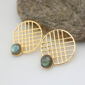 Boucles d'oreilles géométriques rondes plaquées or 18 carats avec pierre précieuse naturelle labradorite – Boucles d'oreilles clous tendance pour femme - Product Image 3