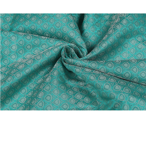 Tissu en brocart poly floral, matière douce et lisse pour robe de mode, vêtements ethniques et décoration intérieure - Product Image 1