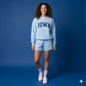 Haut de détente pour femme à col montant avec short assorti, toucher doux et style décontracté pour le quotidien - Product Image 1