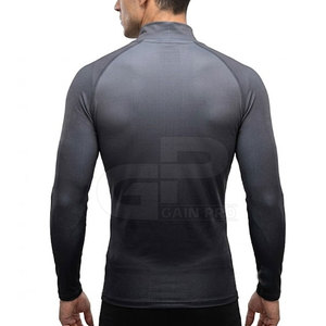 Camiseta de compresión transpirable para fútbol, ropa deportiva premium diseñada para entrenamiento de fútbol, correr, sesiones de gimnasio y uso activo. - Product Image 5