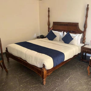 Muebles para el hogar de estilo moderno de mediados de siglo, base de cama de madera maciza 100% natural, tamaño King, cama doble para dormitorio, hoteles, apartamentos o villas - Product Image 3