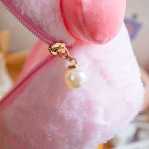 Increíble bolso de felpa portátil lindo estuche de maquillaje de gran capacidad bolsa de almacenamiento y almohada para regalos de novia - Product Image 5