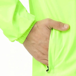 เสื้อแจ็คเก็ตกันลมราคาดีที่สุด รับสกรีนโลโก้ เสื้อแจ็คเก็ตกันลมสำหรับฤดูหนาว แบรนด์ส่วนตัว มีจำหน่าย - Product Image 4
