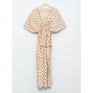 Robe longue maxi en coton biologique pour femme, motif floral, style kaftan, imprimé bloc, tricotée, pour la maternité, toutes saisons (été, hiver, automne, printemps) - Product Image 6