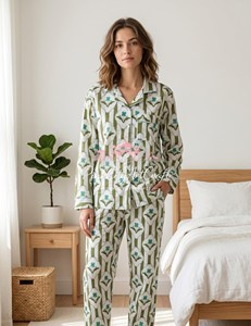 Conjunto de Pijama de Algodón Tejido con Estampado Floral Hecho a Mano para Mujer, Elegante Ropa de Dormir a Rayas Verde Salvia para Verano - Product Image 5