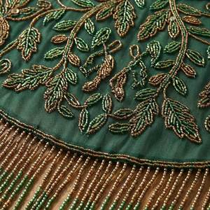 Poncho con Cuentas Bordadas a Mano para Mujer |   Chal de Flecos de Lujo para la Noche |   Proveedor Mayorista y de Productos a Granel - Product Image 2