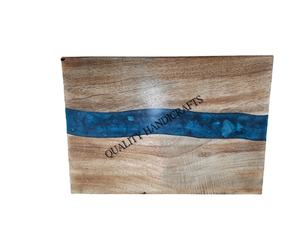 Tabla de Servir de Madera de Mango Azul Metálico de Alta Calidad, Hecha a Mano con Resina Epoxi, 38x25x2cm, 2cm de Grosor, para Cocinas de Hogar y Hoteles - Product Image 1